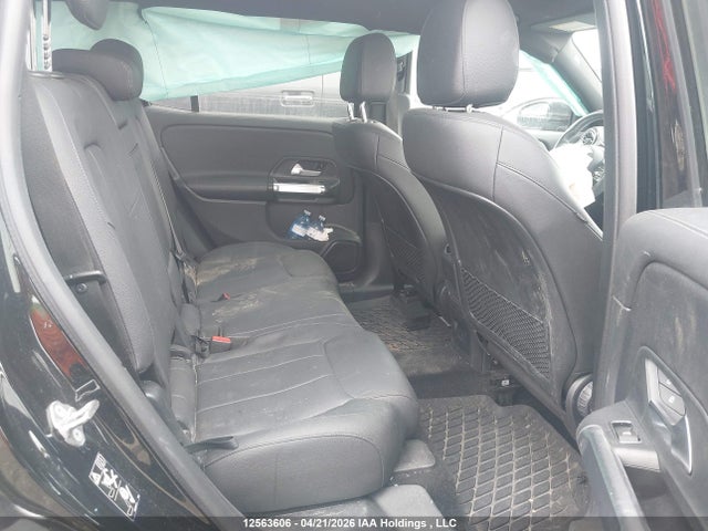 W1N4M4HB3NW230373 Mercedes-Benz Glb 250 4matic