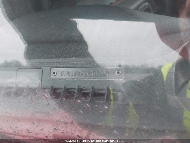 12563618 :رقم المزاد ، 1C4BJWDG6FL670840 vin ، 2015 Jeep Wrangler Unlimited Sport مزاد بيع