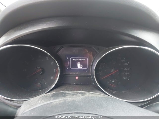 KNDMB5C18G6195883 KIA Sedona