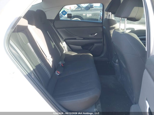 KMHLM4AG5MU086324 Hyundai Elantra