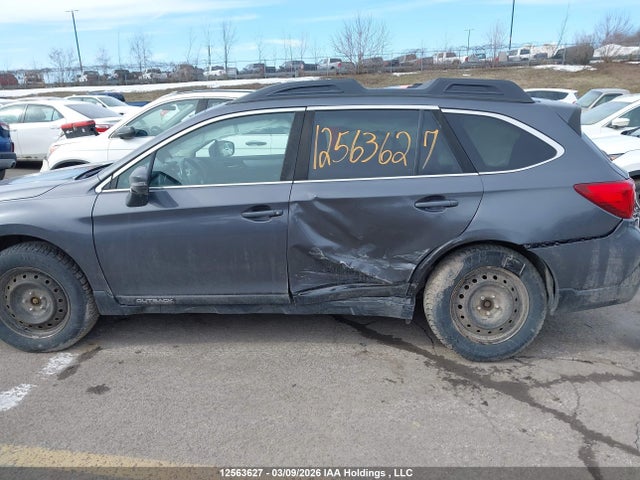 12563627 :رقم المزاد ، 4S4BSDGC2J3232802 vin ، 2018 Subaru Outback 2.5i Premium مزاد بيع