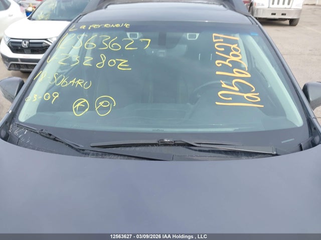 12563627 :رقم المزاد ، 4S4BSDGC2J3232802 vin ، 2018 Subaru Outback 2.5i Premium مزاد بيع