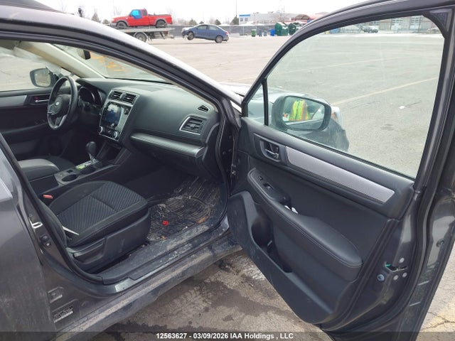12563627 :رقم المزاد ، 4S4BSDGC2J3232802 vin ، 2018 Subaru Outback 2.5i Premium مزاد بيع
