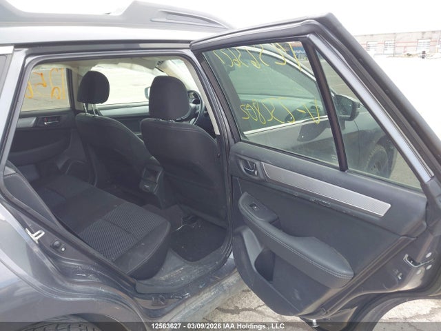 12563627 :رقم المزاد ، 4S4BSDGC2J3232802 vin ، 2018 Subaru Outback 2.5i Premium مزاد بيع