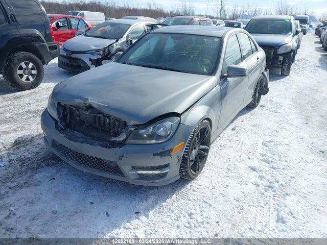 12552189 :رقم المزاد ، WDDGF8FB9CA696091 vin ، 2012 Mercedes-benz C 250 4matic مزاد بيع