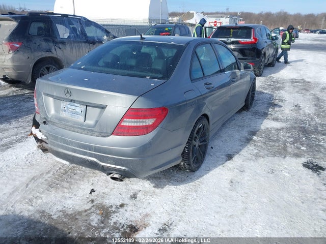 12552189 :رقم المزاد ، WDDGF8FB9CA696091 vin ، 2012 Mercedes-benz C 250 4matic مزاد بيع