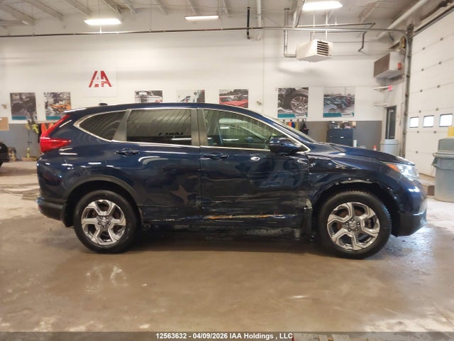 2HKRW2H81JH125282 Honda CR-V EXL