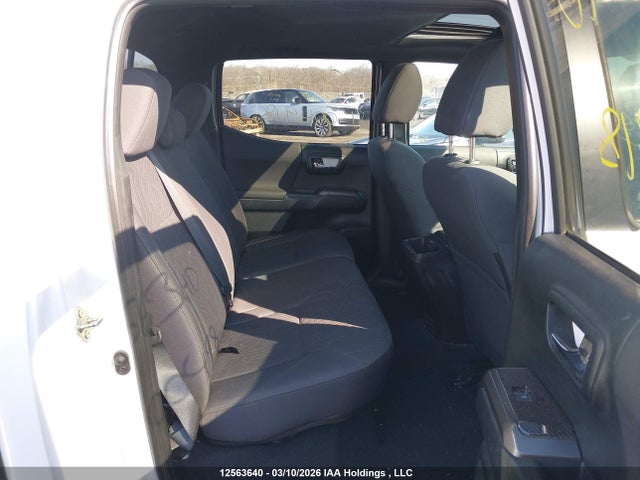 5TFDZ5BN9GX004918 Toyota Tacoma Sr5