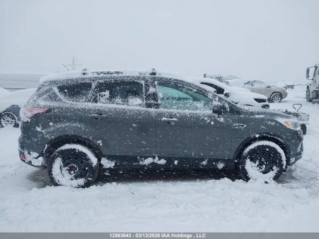 1FMCU9GD5HUA43960 Ford ESCAPE SE