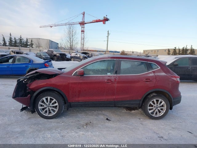 JN1BJ1BW4MW439818 Nissan Qashqai S/sl/sv