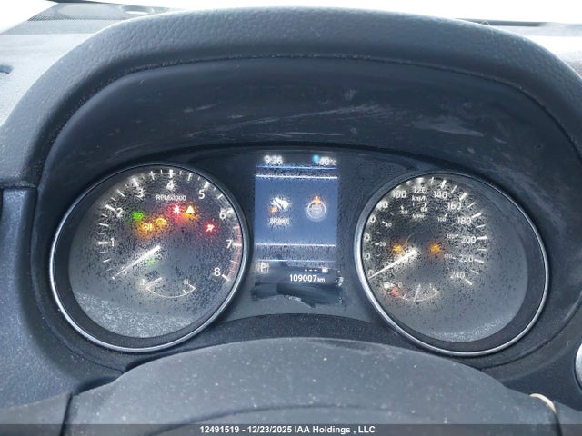 JN1BJ1BW4MW439818 Nissan Qashqai S/sl/sv