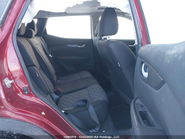 JN1BJ1BW4MW439818 Nissan Qashqai S/sl/sv