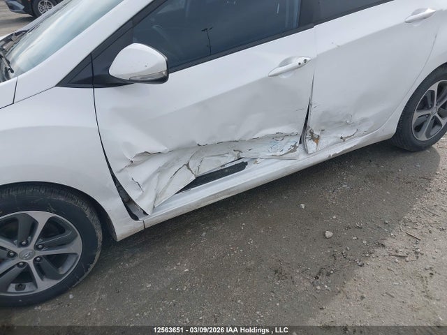KMHD35LH6GU333311 Hyundai ELANTRA GT
