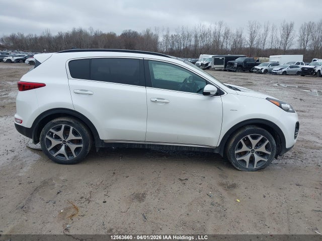 12563660 :رقم المزاد ، KNDPRCA61J7415748 vin ، 2018 Kia Sportage Sx مزاد بيع