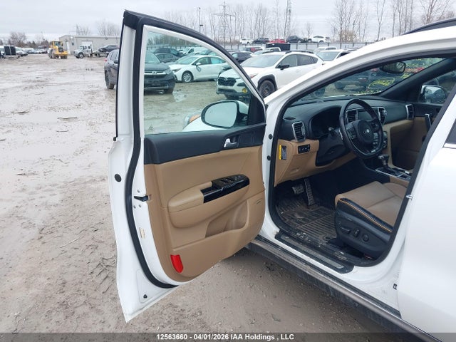 12563660 :رقم المزاد ، KNDPRCA61J7415748 vin ، 2018 Kia Sportage Sx مزاد بيع