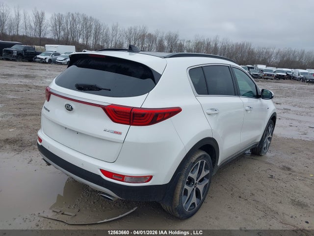 12563660 :رقم المزاد ، KNDPRCA61J7415748 vin ، 2018 Kia Sportage Sx مزاد بيع