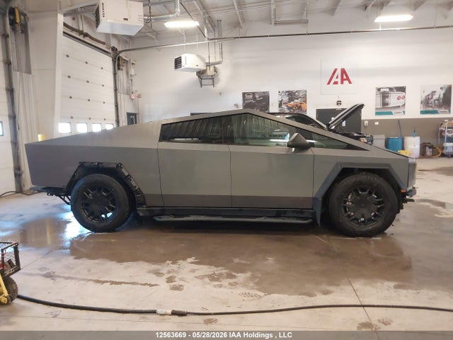 Продаж на аукціоні авто 2024 Tesla Cybertruck Awd, vin: 7G2CEHED4RA046092, номер лоту: 12563669
