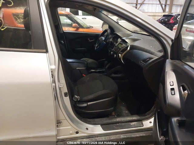 2011 Hyundai Tucson Gl/gls მანქანა იყიდება აუქციონზე, vin: KM8JT3AB9BU199392, აუქციონის ნომერი: 12563675