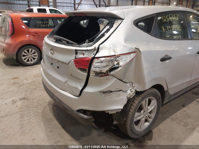 2011 Hyundai Tucson Gl/gls მანქანა იყიდება აუქციონზე, vin: KM8JT3AB9BU199392, აუქციონის ნომერი: 12563675
