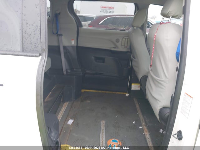 5TDGRKEC4PS164362 Toyota Sienna Le/xle/platinum/xse/limited/xse 25th Anniversary
