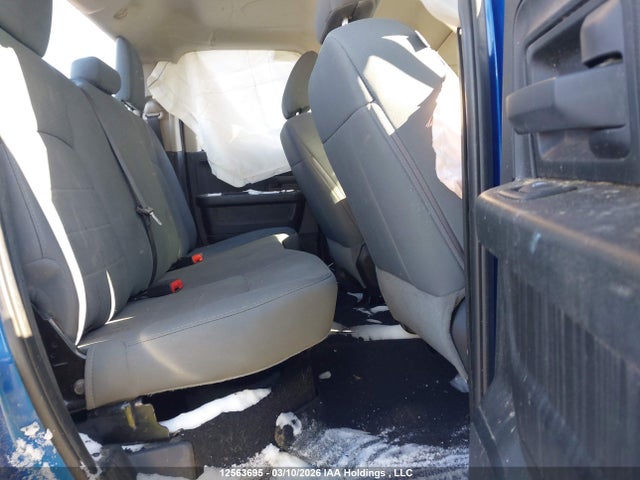 12563695 :رقم المزاد ، 1C6RR7FG7JS235762 vin ، 2018 Ram 1500 St مزاد بيع