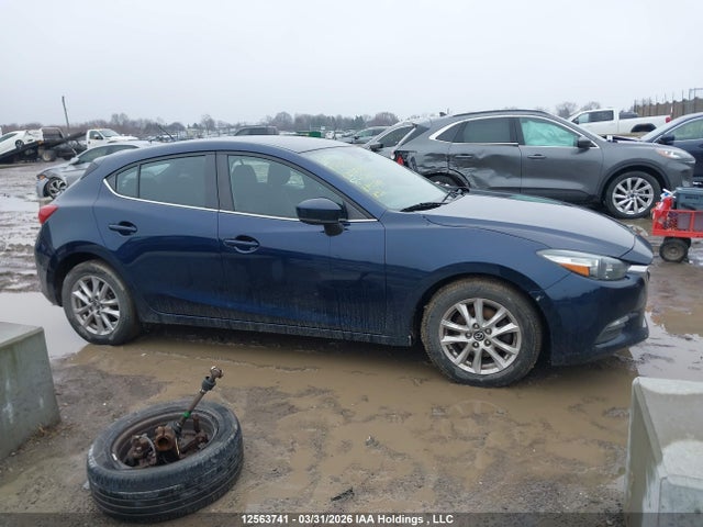2017 Mazda Mazda3 Gs მანქანა იყიდება აუქციონზე, vin: JM1BN1L7XH1152107, აუქციონის ნომერი: 12563741