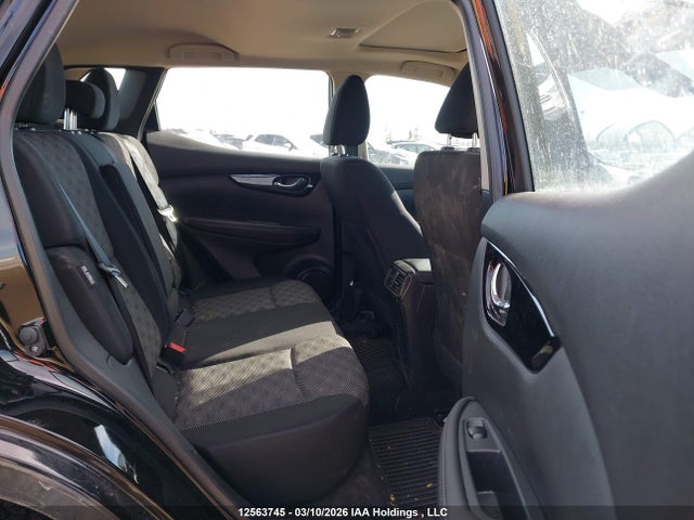 JN1BJ1BW7PW106470 Nissan Qashqai Sl/sv