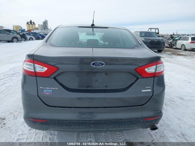 12563758 :رقم المزاد ، 3FA6P0HD8FR254888 vin ، 2015 Ford Fusion Se مزاد بيع