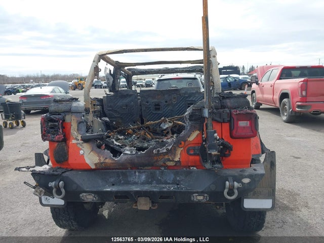 12563765 :رقم المزاد ، 1C4HJXEG3KW554597 vin ، 2019 Jeep Wrangler Unlimited Sahara مزاد بيع