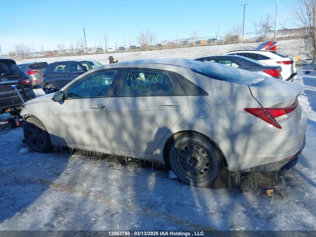 KMHLM4AG3NU328111 Hyundai Elantra Preferred Ivt