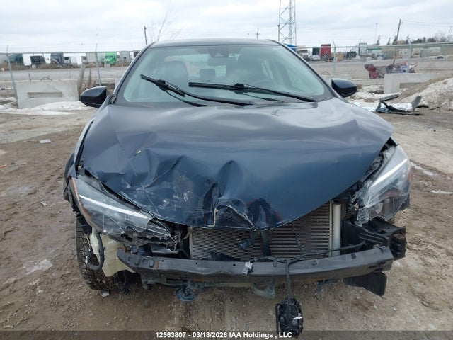 2018 Toyota Corolla Le მანქანა იყიდება აუქციონზე, vin: 2T1BURHE1JC120835, აუქციონის ნომერი: 12563807