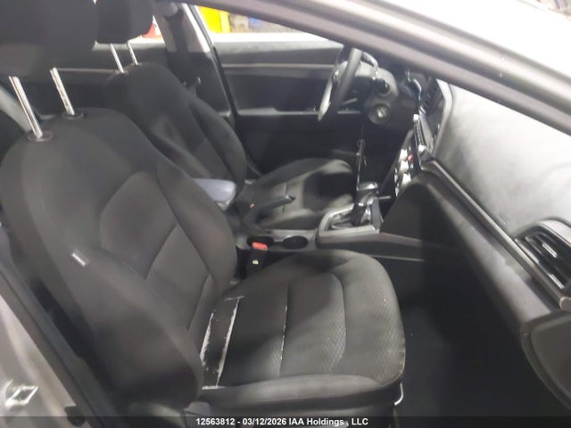 Продажа на аукционе авто 2020 Hyundai Elantra Se, vin: KMHD74LF6LU092096, номер лота: 12563812