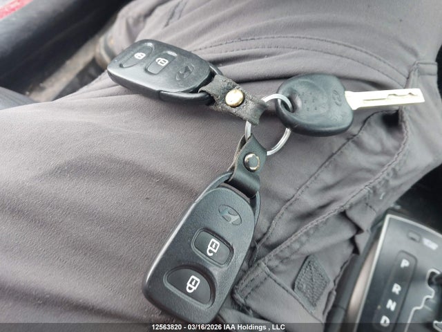 KMHCT5AEXHU350926 Hyundai ACCENT SE
