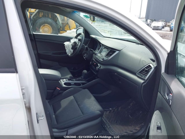 Aukcja sprzedaży 2016 Hyundai Tucson Premium, vin: KM8J3CA44GU139951, numer aukcji: 12563840