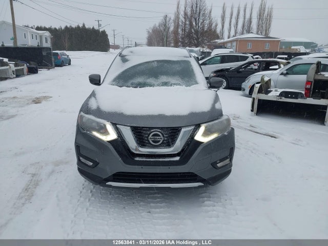 5N1AT2MV5JC703537 Nissan ROGUE SV