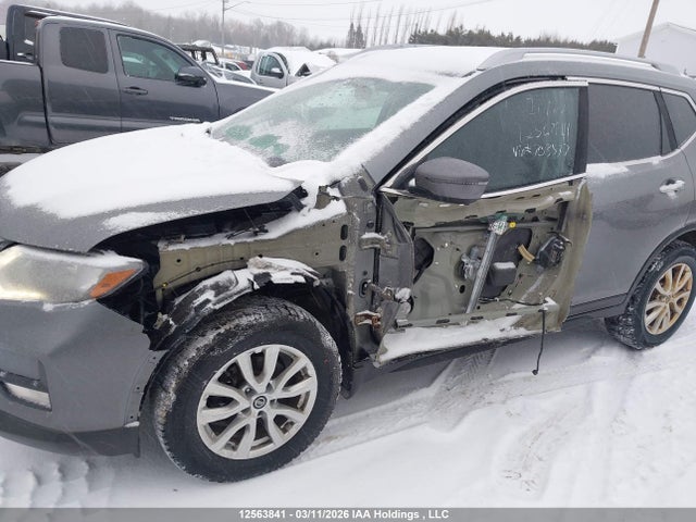 5N1AT2MV5JC703537 Nissan ROGUE SV