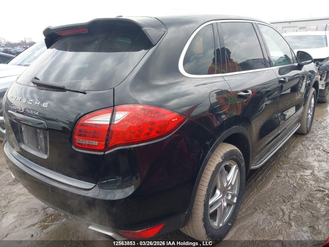 2012 Porsche Cayenne S Hybrid მანქანა იყიდება აუქციონზე, vin: WP1AE2A22CLA93980, აუქციონის ნომერი: 12563853