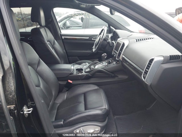 2012 Porsche Cayenne S Hybrid მანქანა იყიდება აუქციონზე, vin: WP1AE2A22CLA93980, აუქციონის ნომერი: 12563853