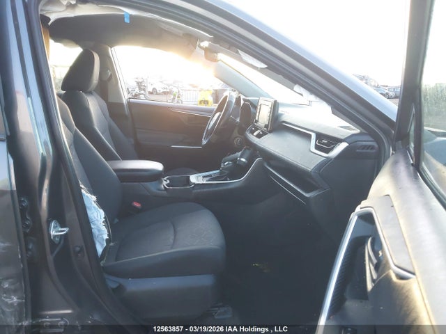 12563857 :رقم المزاد ، 2T3B1RFV6KC038961 vin ، 2019 Toyota Rav4 Le مزاد بيع