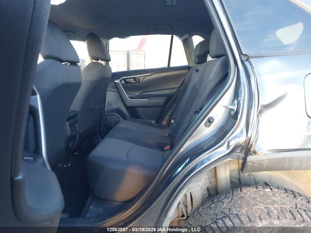 12563857 :رقم المزاد ، 2T3B1RFV6KC038961 vin ، 2019 Toyota Rav4 Le مزاد بيع