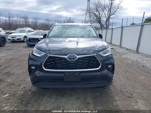 Продажа на аукционе авто 2024 Toyota Highlander Hybrid Limited, vin: 5TDXBRCH2RS627100, номер лота: 12563865