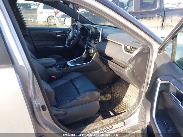 2T3RWRFV9KW038791 Toyota Rav4 Hybrid Xle