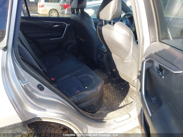 2T3RWRFV9KW038791 Toyota Rav4 Hybrid Xle
