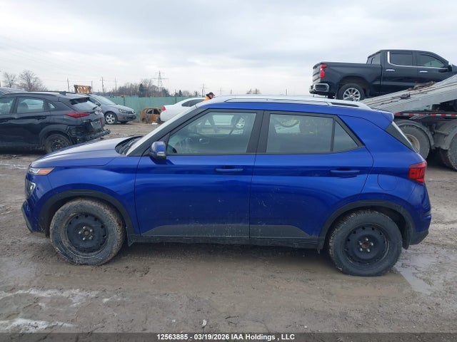 Продажа на аукционе авто 2022 Hyundai Venue Trend, vin: KMHRC8A35NU174003, номер лота: 12563885