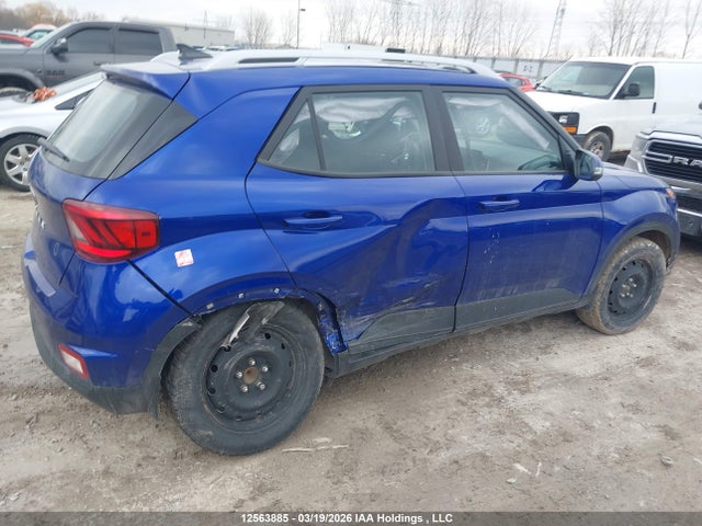 Продажа на аукционе авто 2022 Hyundai Venue Trend, vin: KMHRC8A35NU174003, номер лота: 12563885