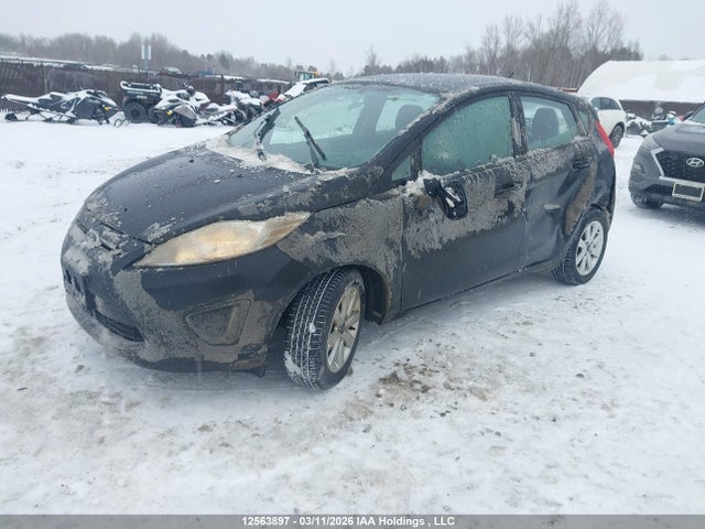 2013 Ford Fiesta Se მანქანა იყიდება აუქციონზე, vin: 3FADP4EJ0DM217076, აუქციონის ნომერი: 12563897