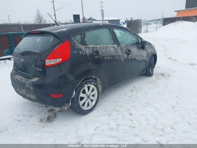 2013 Ford Fiesta Se მანქანა იყიდება აუქციონზე, vin: 3FADP4EJ0DM217076, აუქციონის ნომერი: 12563897