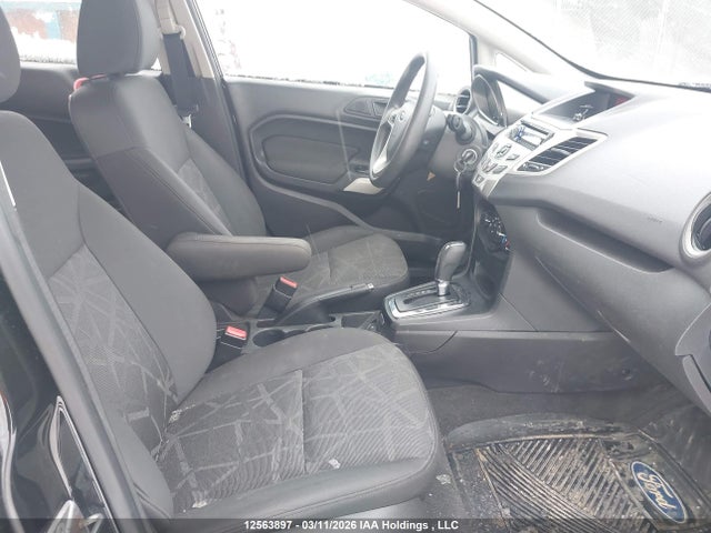 2013 Ford Fiesta Se მანქანა იყიდება აუქციონზე, vin: 3FADP4EJ0DM217076, აუქციონის ნომერი: 12563897