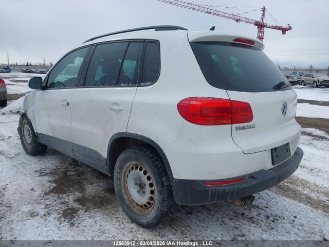 2013 Volkswagen Tiguan S/se/sel მანქანა იყიდება აუქციონზე, vin: WVGJV3AX9DW620072, აუქციონის ნომერი: 12563912