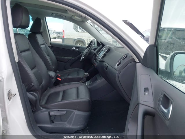 2013 Volkswagen Tiguan S/se/sel მანქანა იყიდება აუქციონზე, vin: WVGJV3AX9DW620072, აუქციონის ნომერი: 12563912
